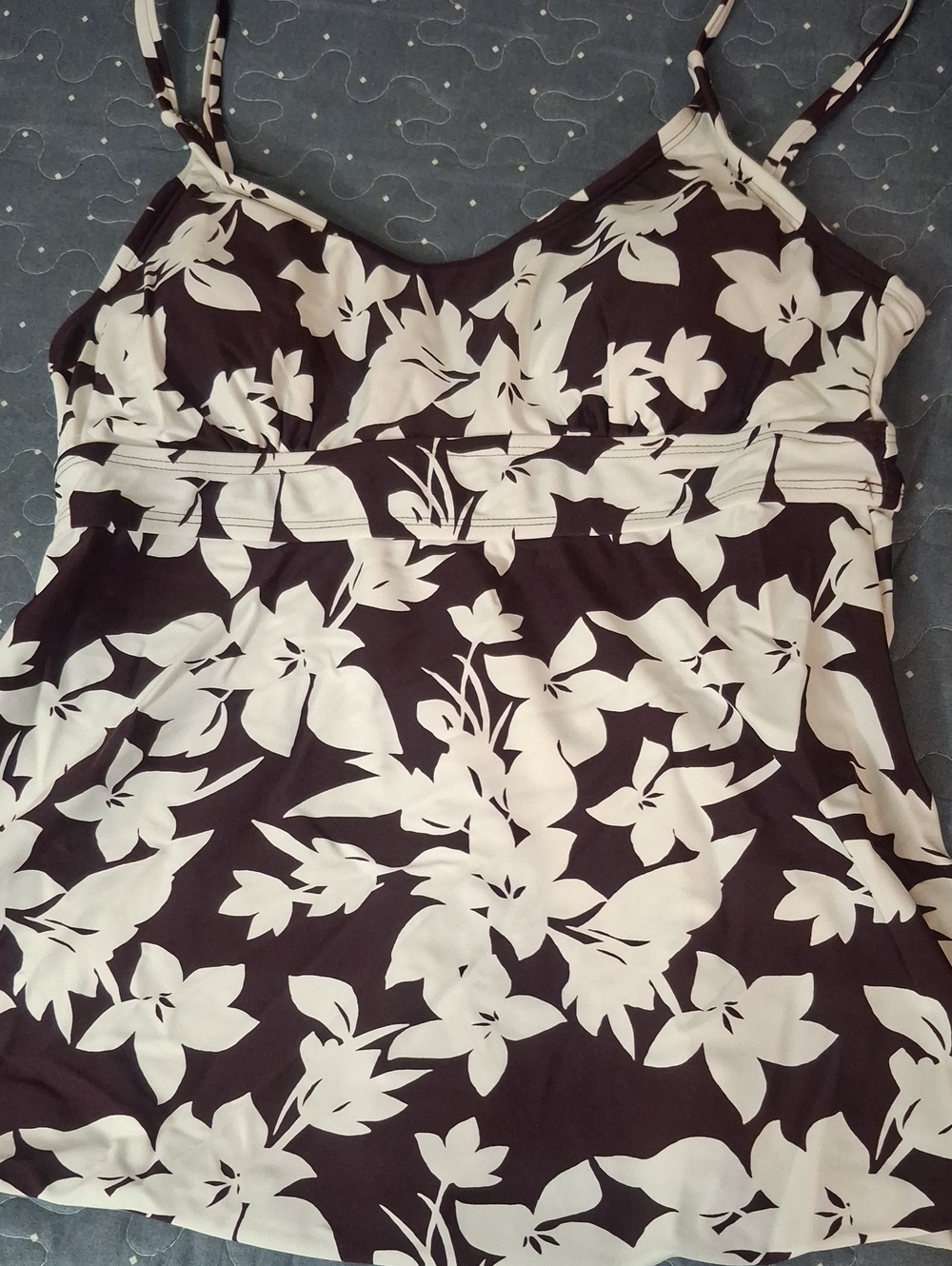 Kona Sol Women’s Floral Purple & White Tankini Top size medium